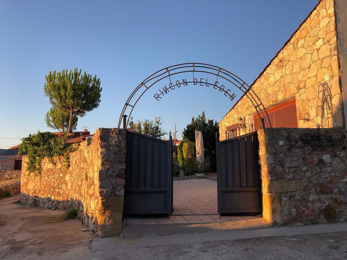 Casa Rural "Rincon Del Eden" Tardobispo Exterior photo